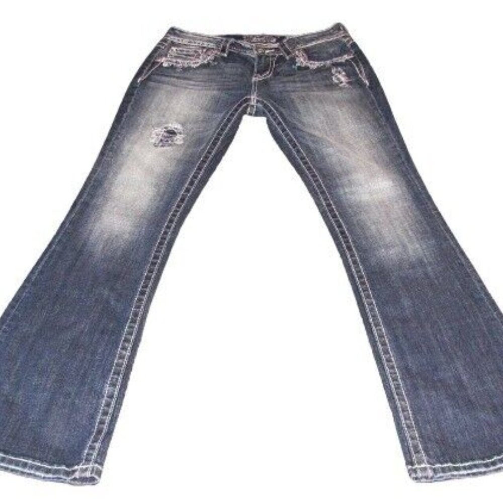 Women's Miss Me Jeans Size 28 x 32 Embellished Pockets Distressed Denim